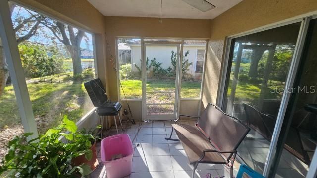 En Venta: $525,000 (4 camas, 3 baños, 2351 Pies cuadrados)