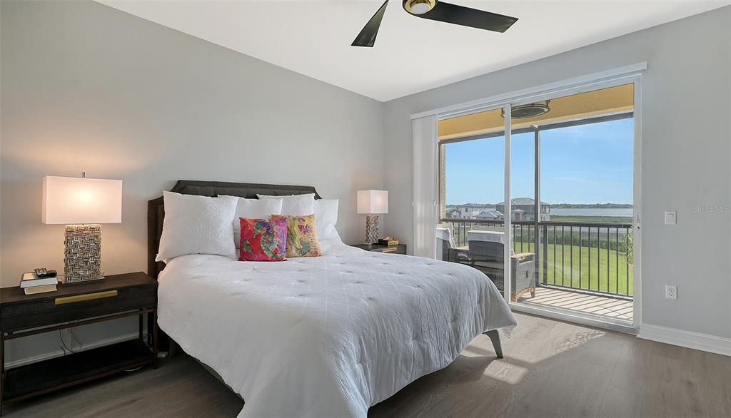 Primary bedroom with river views (south facing)