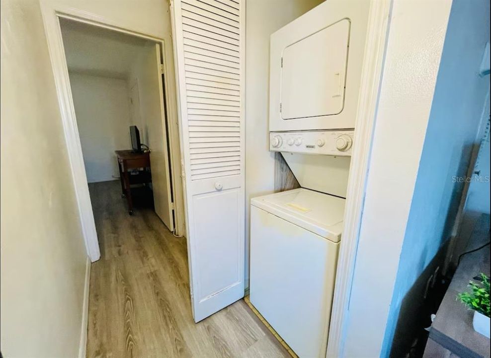 For Rent: $1,165 (1 beds, 1 baths, 608 Square Feet)