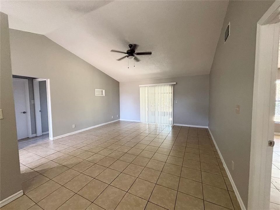 For Rent: $1,850 (3 beds, 2 baths, 1236 Square Feet)