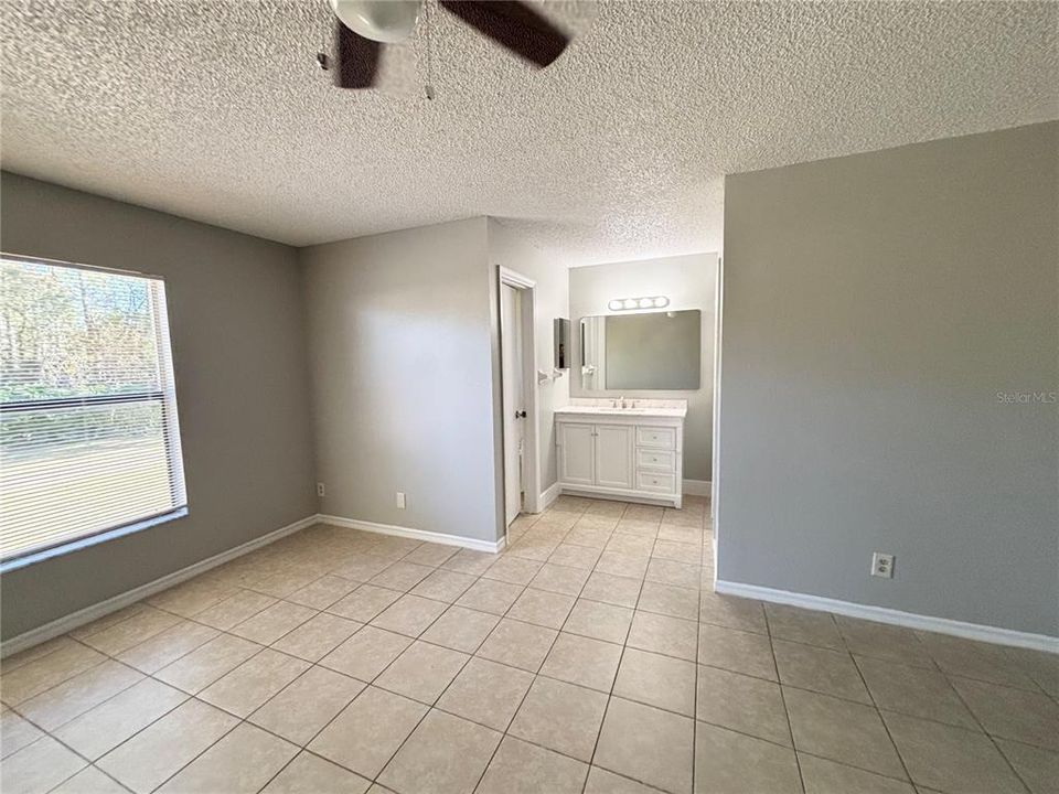 For Rent: $1,850 (3 beds, 2 baths, 1236 Square Feet)