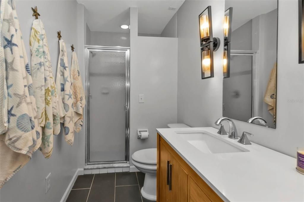 For Sale: $299,900 (2 beds, 2 baths, 1529 Square Feet)