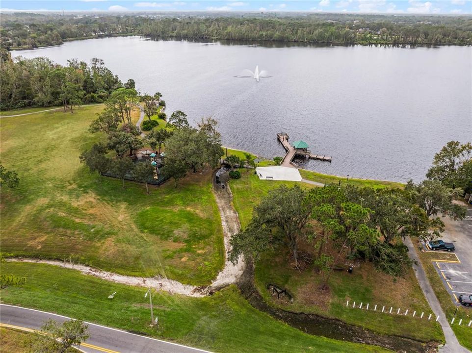 合同活跃: $429,000 (4 贝兹, 3 浴室, 2281 平方英尺)