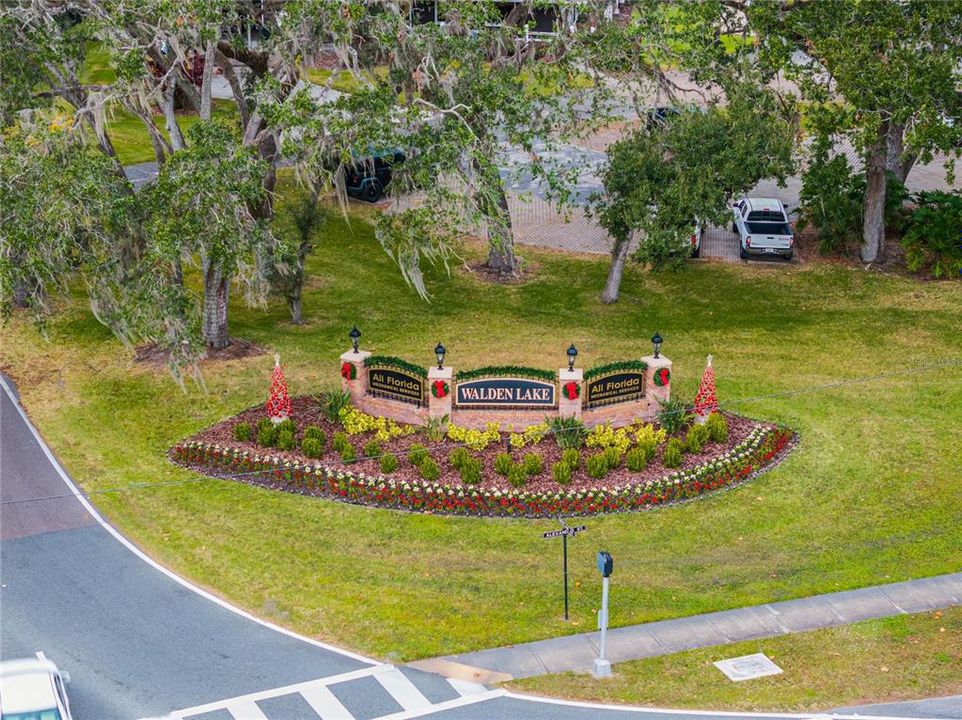 合同活跃: $429,000 (4 贝兹, 3 浴室, 2281 平方英尺)