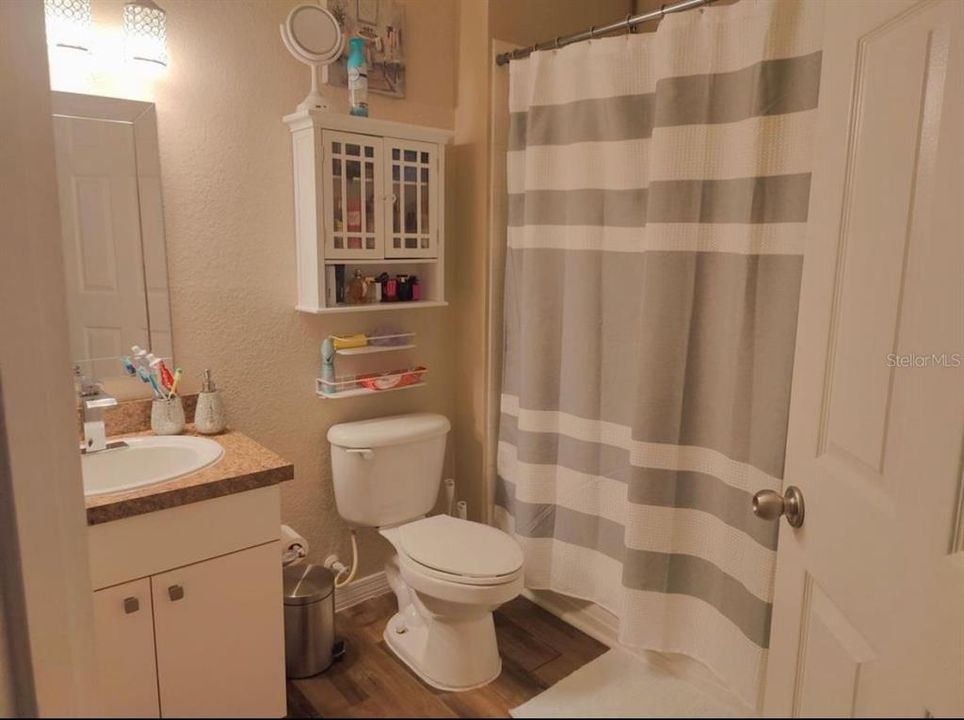 For Sale: $209,000 (1 beds, 1 baths, 850 Square Feet)