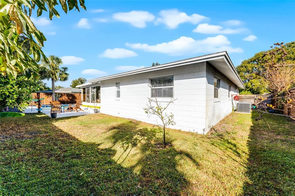 For Sale: $435,000 (3 beds, 2 baths, 1873 Square Feet)