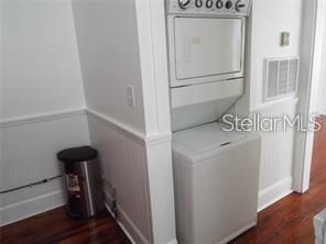 For Rent: $1,535 (1 beds, 1 baths, 700 Square Feet)