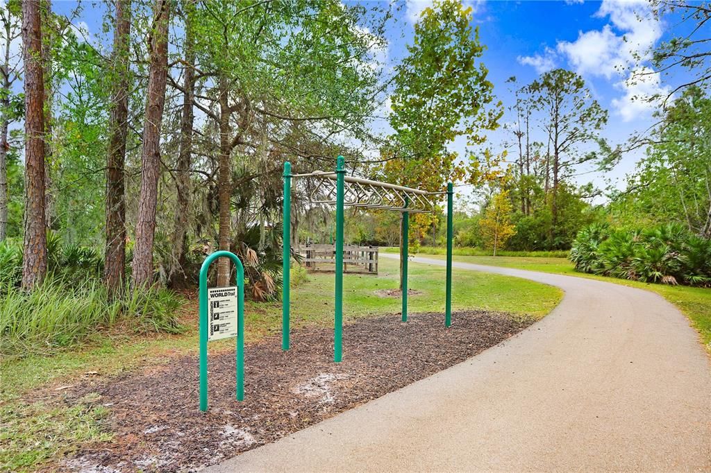 There are tons of amenities in Hunters Green!