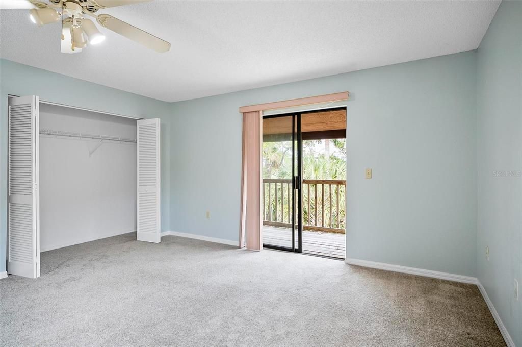 For Sale: $239,000 (2 beds, 1 baths, 1367 Square Feet)