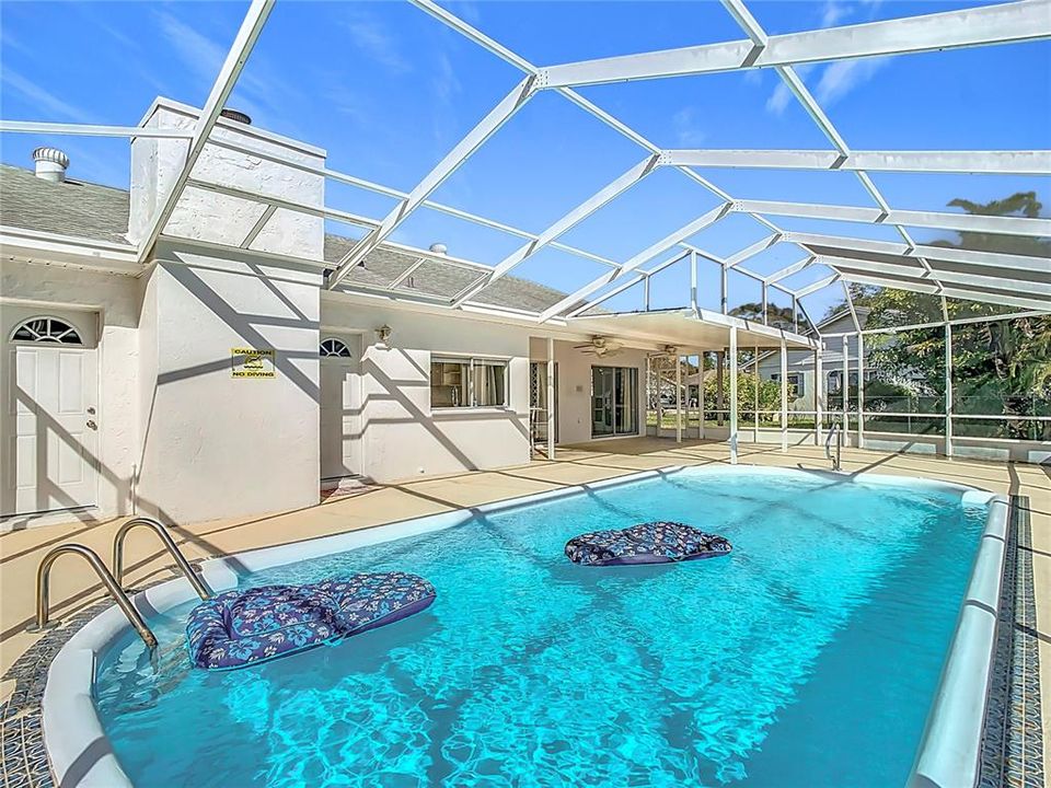 Pool and Covered Lanai