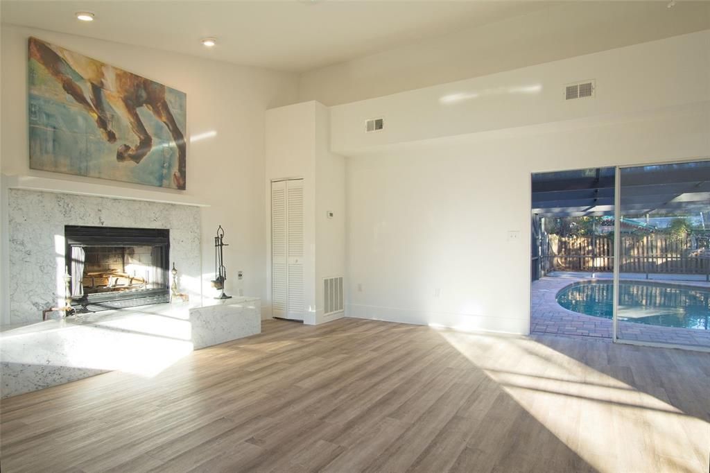 Living Room overlooking the Pool