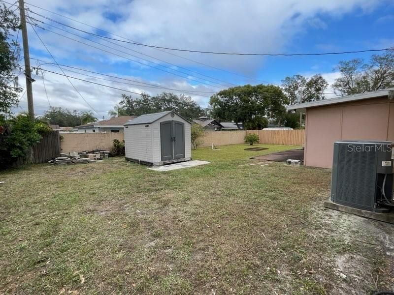 For Sale: $457,000 (4 beds, 2 baths, 1944 Square Feet)