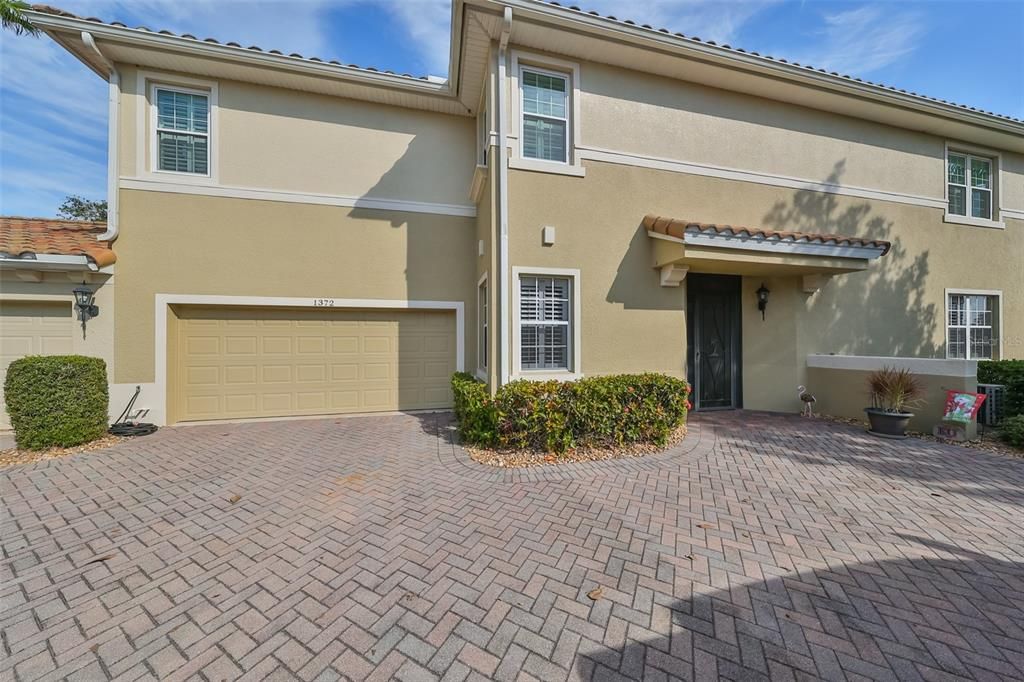 Lovely front view of the entrance to the condo.