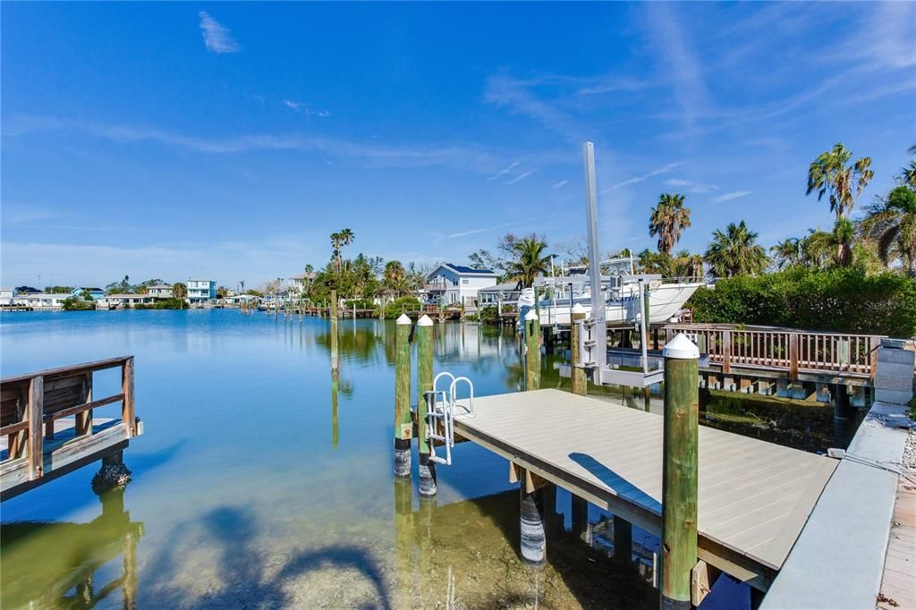 For Sale: $2,695,000 (3 beds, 3 baths, 3451 Square Feet)