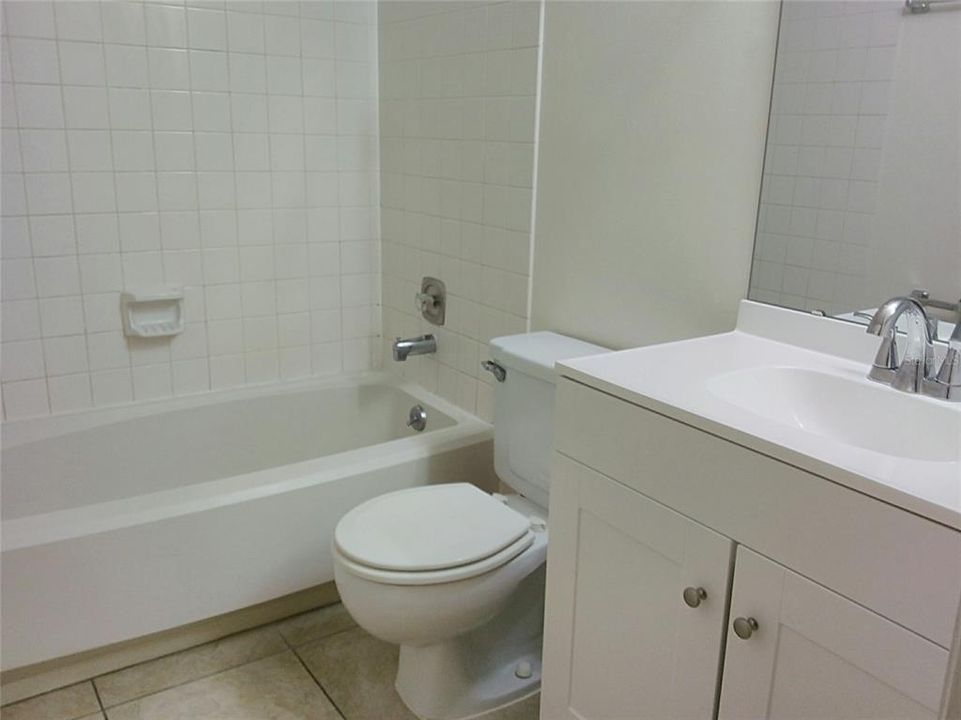 For Rent: $1,450 (2 beds, 2 baths, 897 Square Feet)