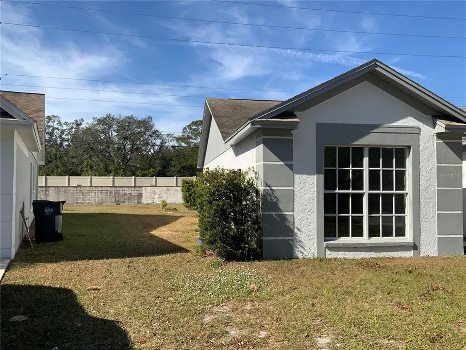 For Sale: $375,000 (3 beds, 2 baths, 1490 Square Feet)