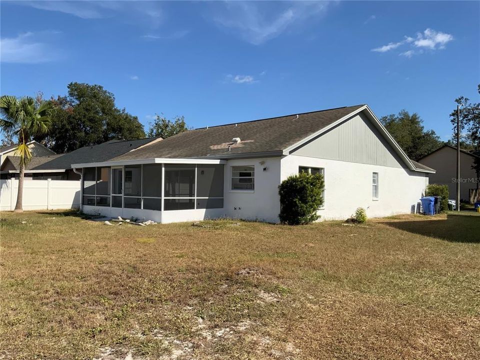 For Sale: $375,000 (3 beds, 2 baths, 1490 Square Feet)