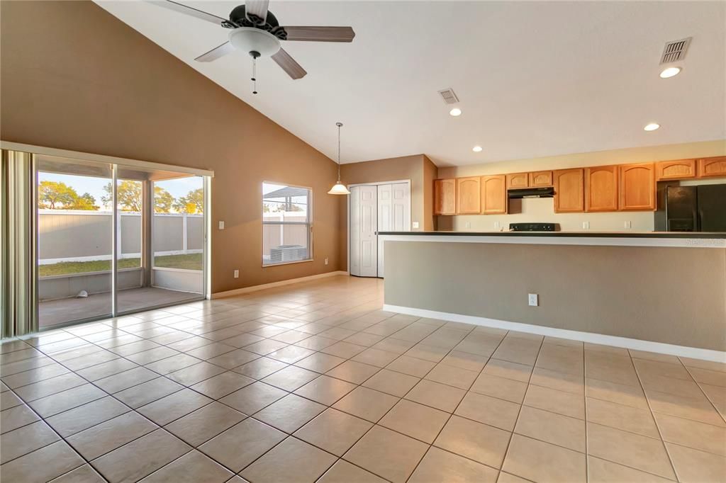 For Sale: $269,500 (4 beds, 2 baths, 1808 Square Feet)