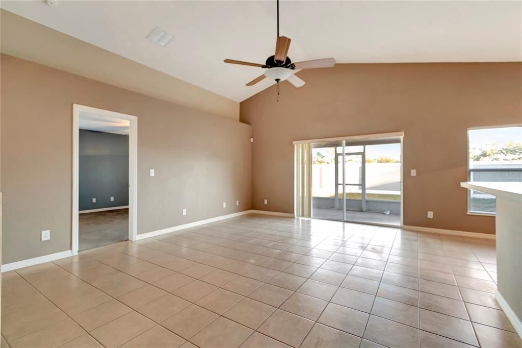 For Sale: $269,500 (4 beds, 2 baths, 1808 Square Feet)