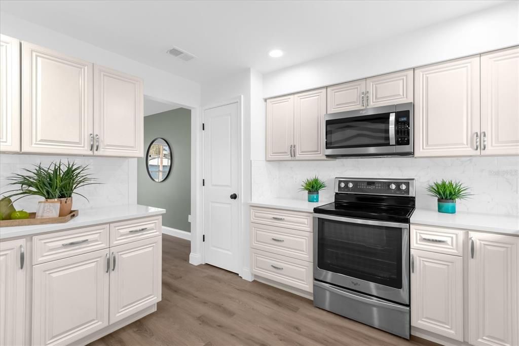 New Quartz Countertops and Backsplash