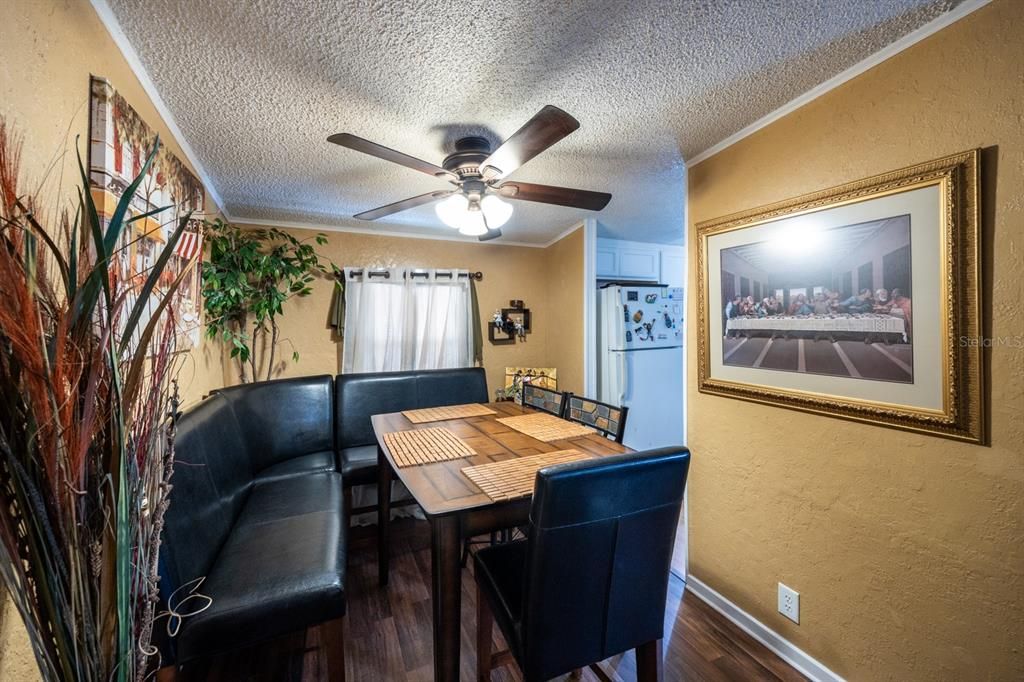 For Sale: $150,000 (3 beds, 2 baths, 1152 Square Feet)