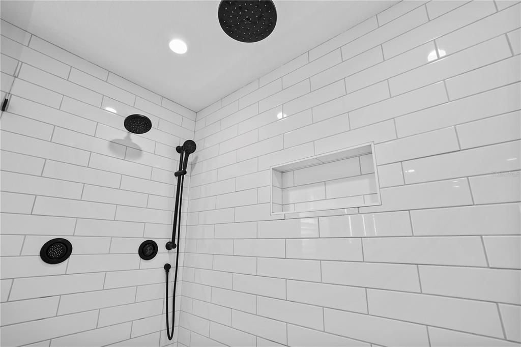 5 shower heads