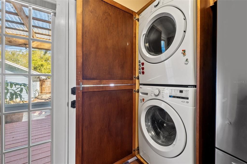 Hidden Washer & Dryer