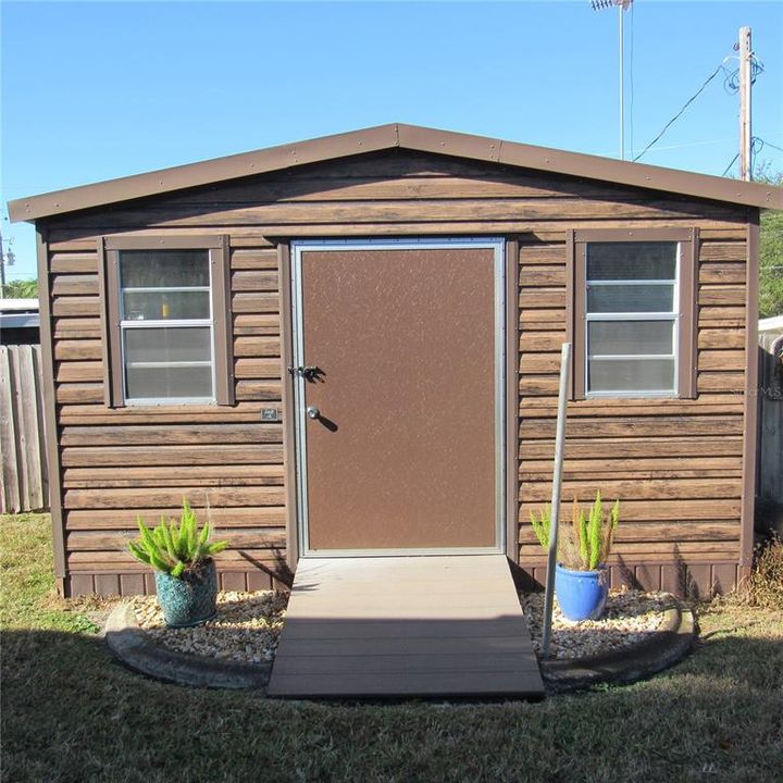 Detached 8x14 Shed w/ electricity