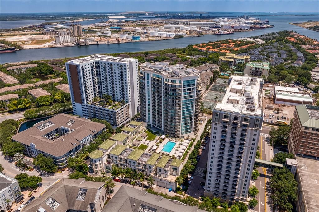 For Sale: $1,650,000 (3 beds, 3 baths, 2357 Square Feet)