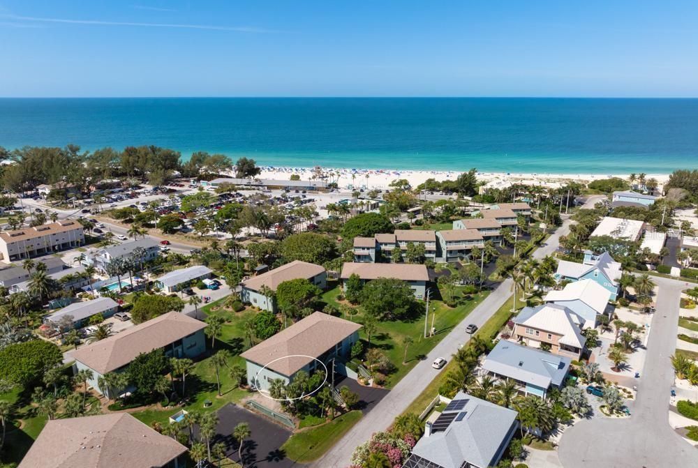 Aerial views west to the gulf of Mexico