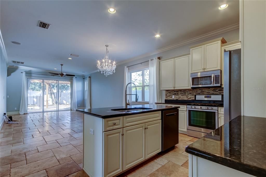 Kitchen living space