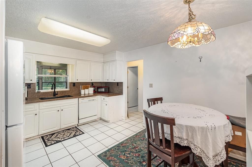 For Sale: $445,000 (3 beds, 2 baths, 2142 Square Feet)