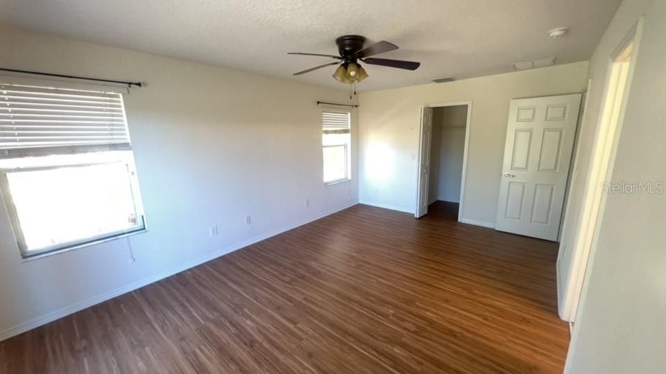 For Rent: $2,000 (3 beds, 2 baths, 1409 Square Feet)