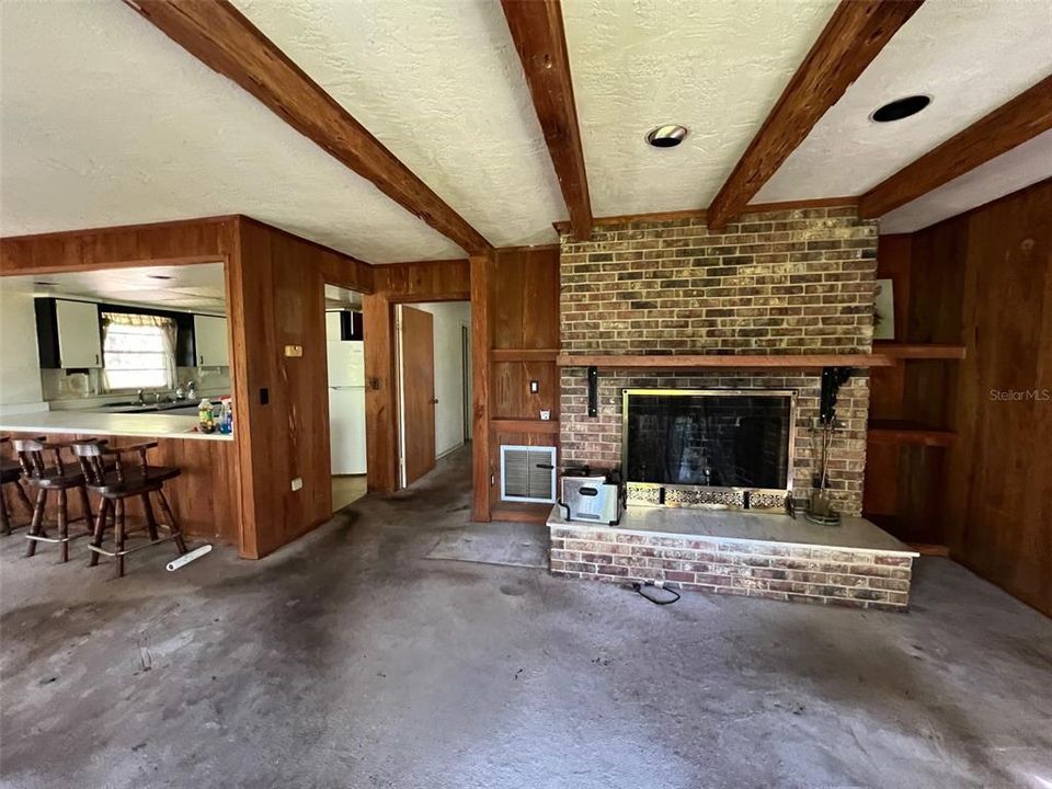 LIVING ROOM WITH FIREPLACE