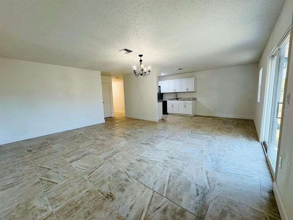 For Sale: $226,900 (3 beds, 2 baths, 1262 Square Feet)