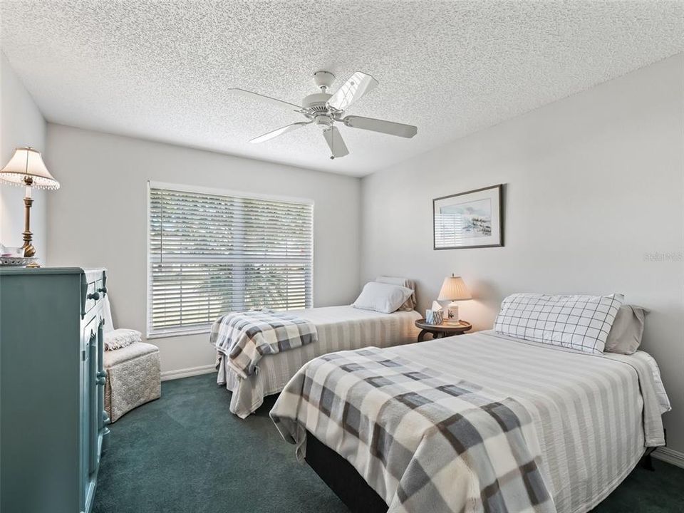 Light and bright front bedroom.