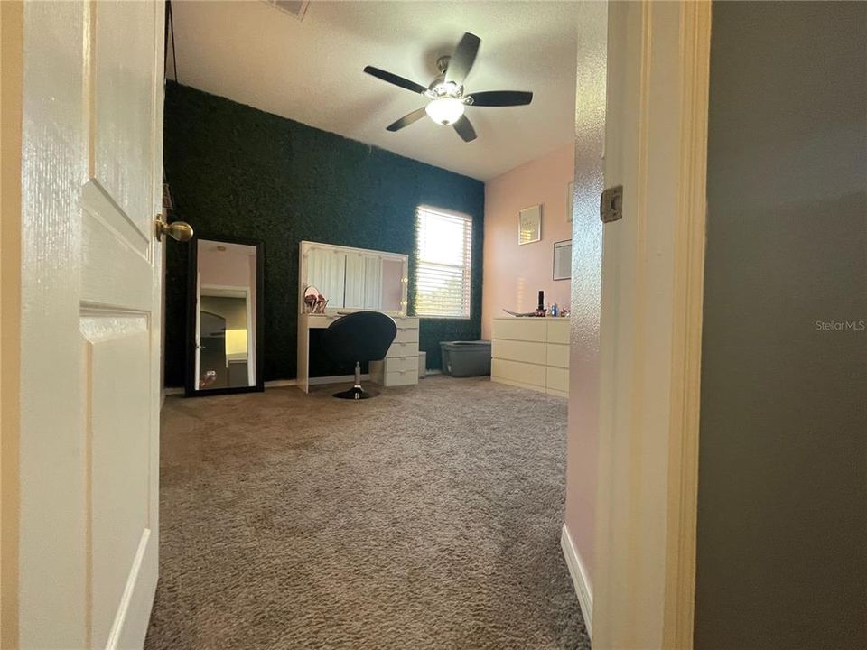 For Rent: $3,600 (5 beds, 3 baths, 3074 Square Feet)