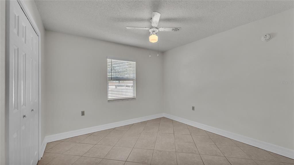 For Sale: $339,900 (3 beds, 2 baths, 1408 Square Feet)