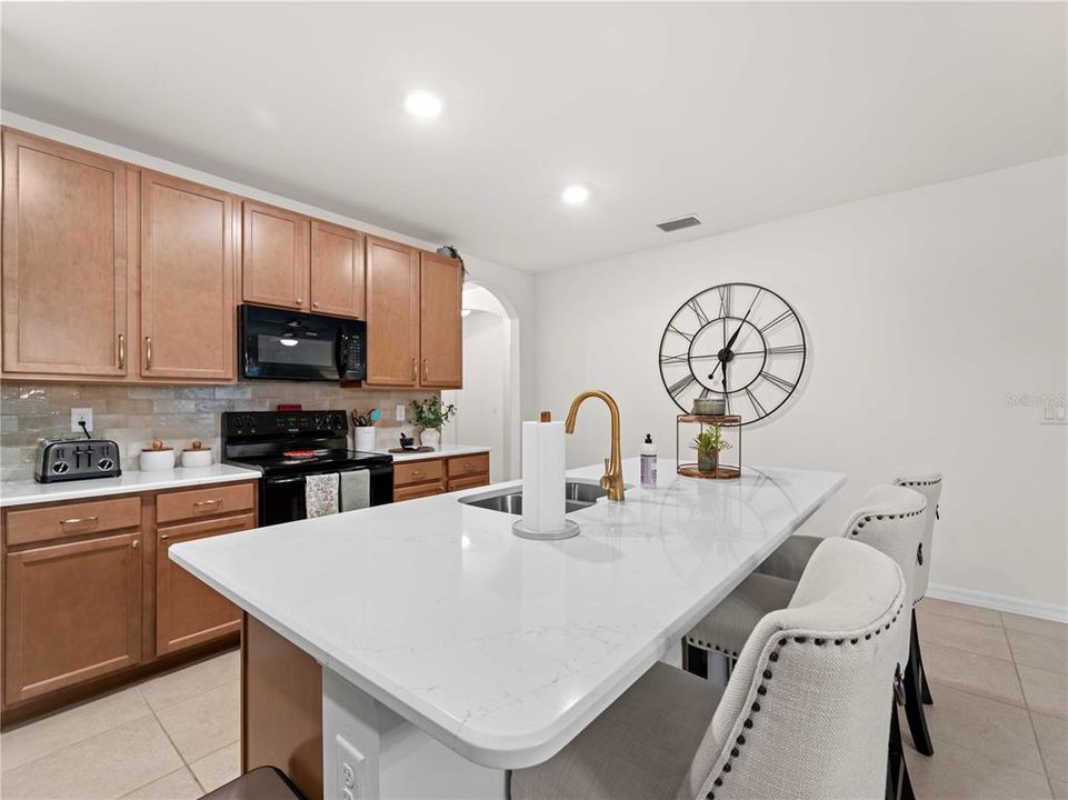 For Sale: $375,000 (4 beds, 2 baths, 1846 Square Feet)