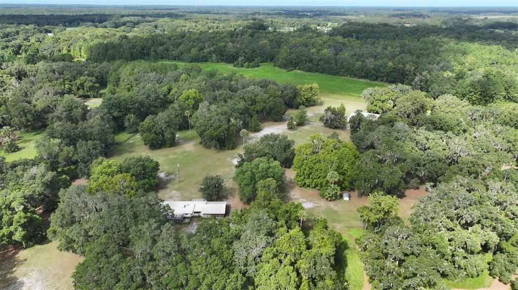 En Venta: $4,350,000 (175.00 acres)