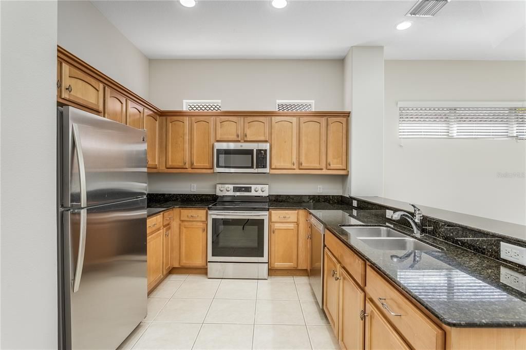 For Rent: $3,600 (3 beds, 2 baths, 2153 Square Feet)