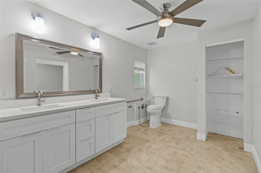 Master Bathroom/Dual sink vanity