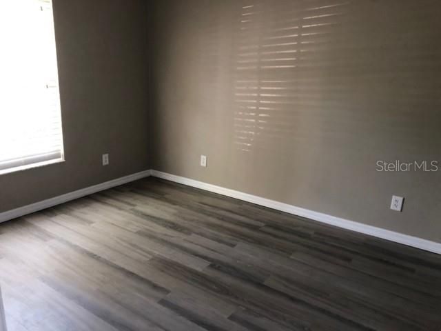 For Rent: $2,000 (3 beds, 2 baths, 1213 Square Feet)