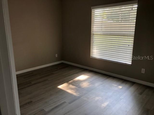 For Rent: $2,000 (3 beds, 2 baths, 1213 Square Feet)