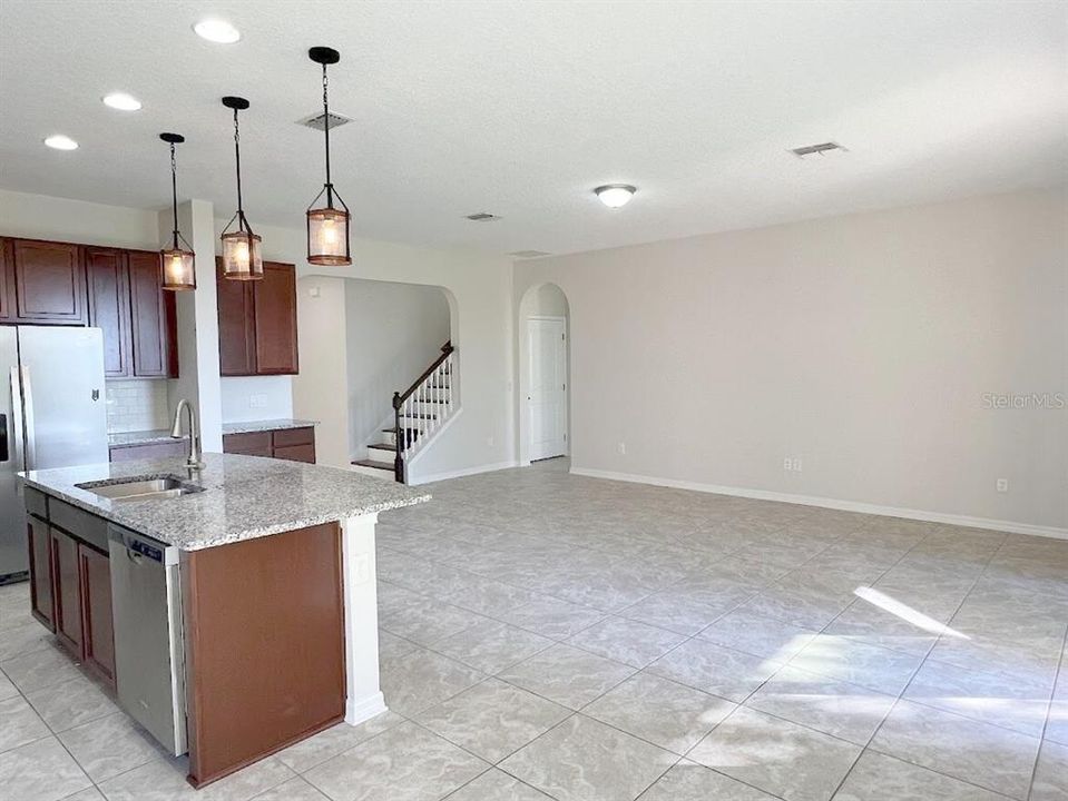 Active With Contract: $3,300 (4 beds, 3 baths, 2808 Square Feet)