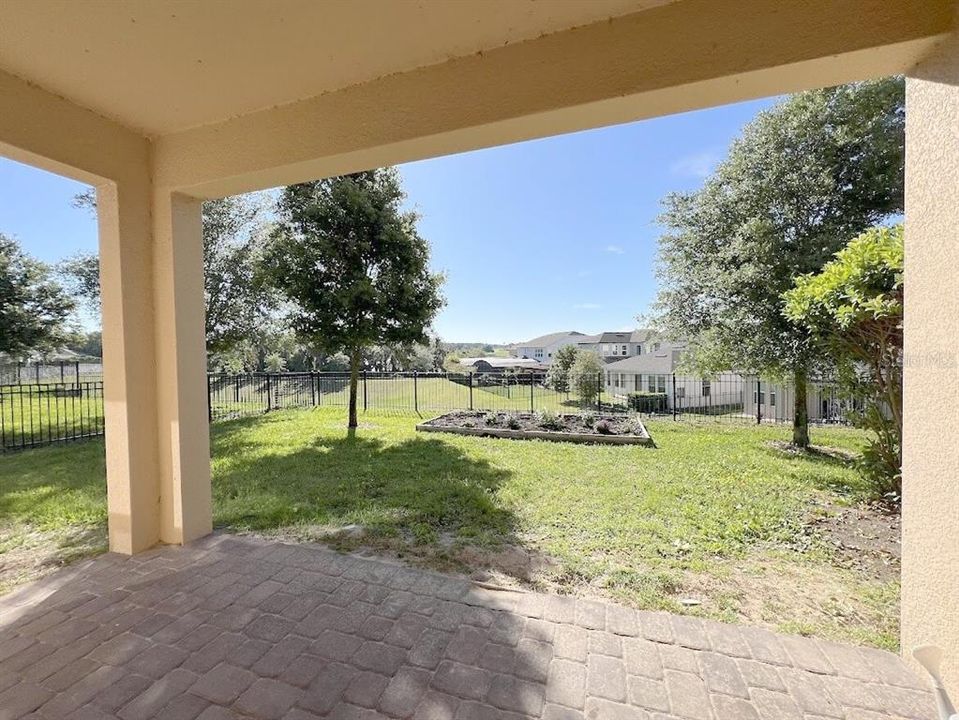 Active With Contract: $3,300 (4 beds, 3 baths, 2808 Square Feet)