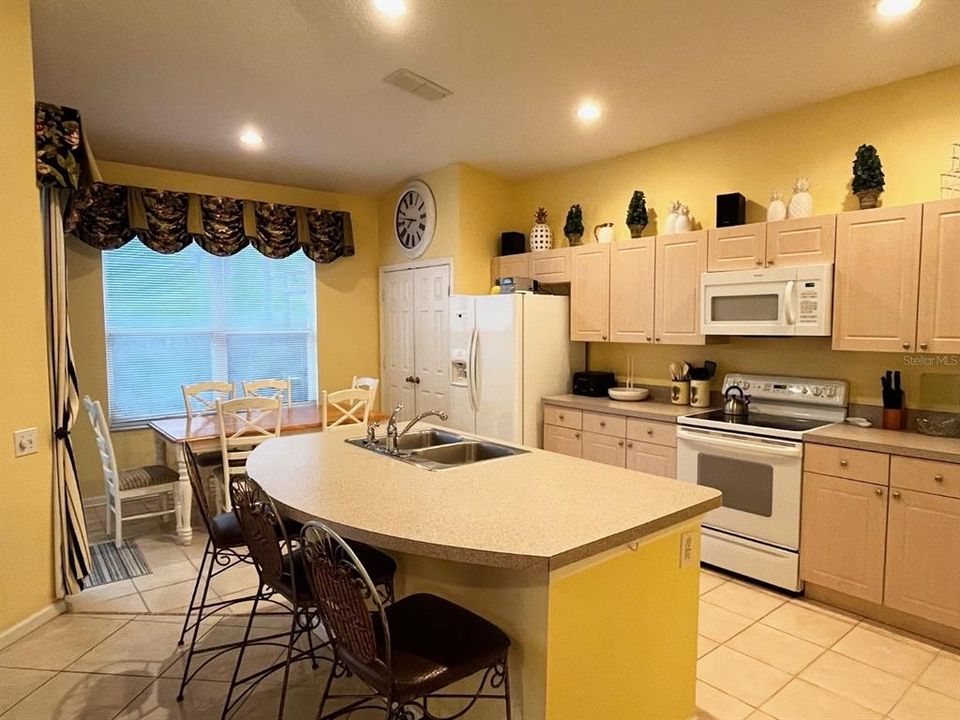 Kitchen with eat-in area and pantry