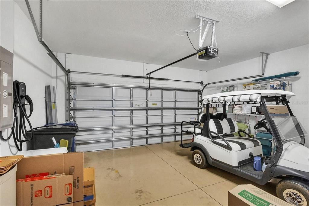 2 car garage - golf cart included!