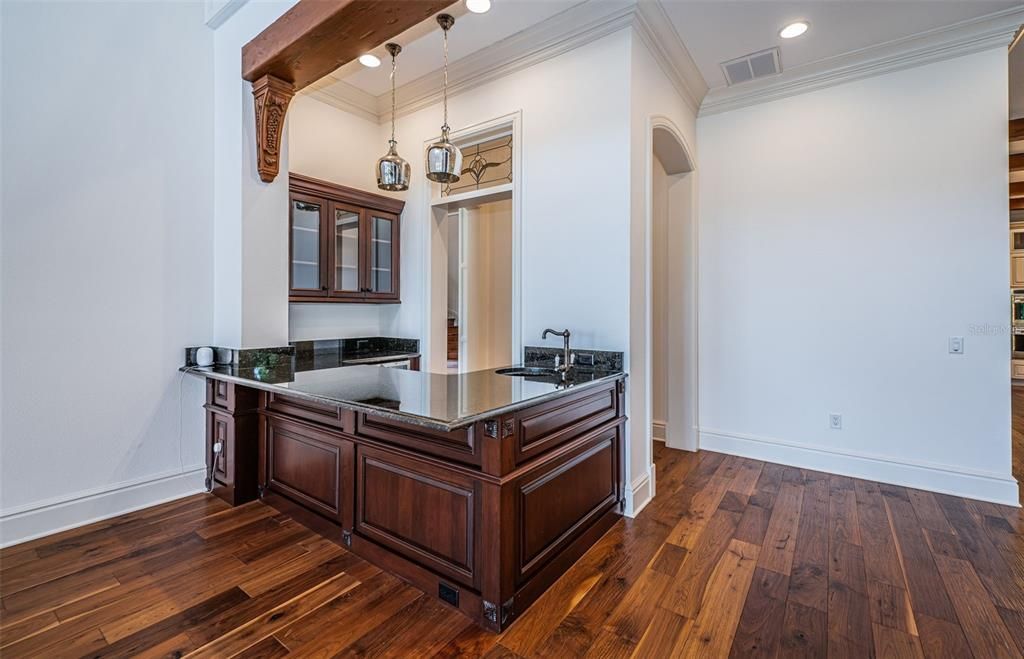 待售: $7,490,000 (5 贝兹, 5 浴室, 8068 平方英尺)