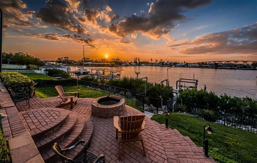 待售: $7,490,000 (5 贝兹, 5 浴室, 8068 平方英尺)